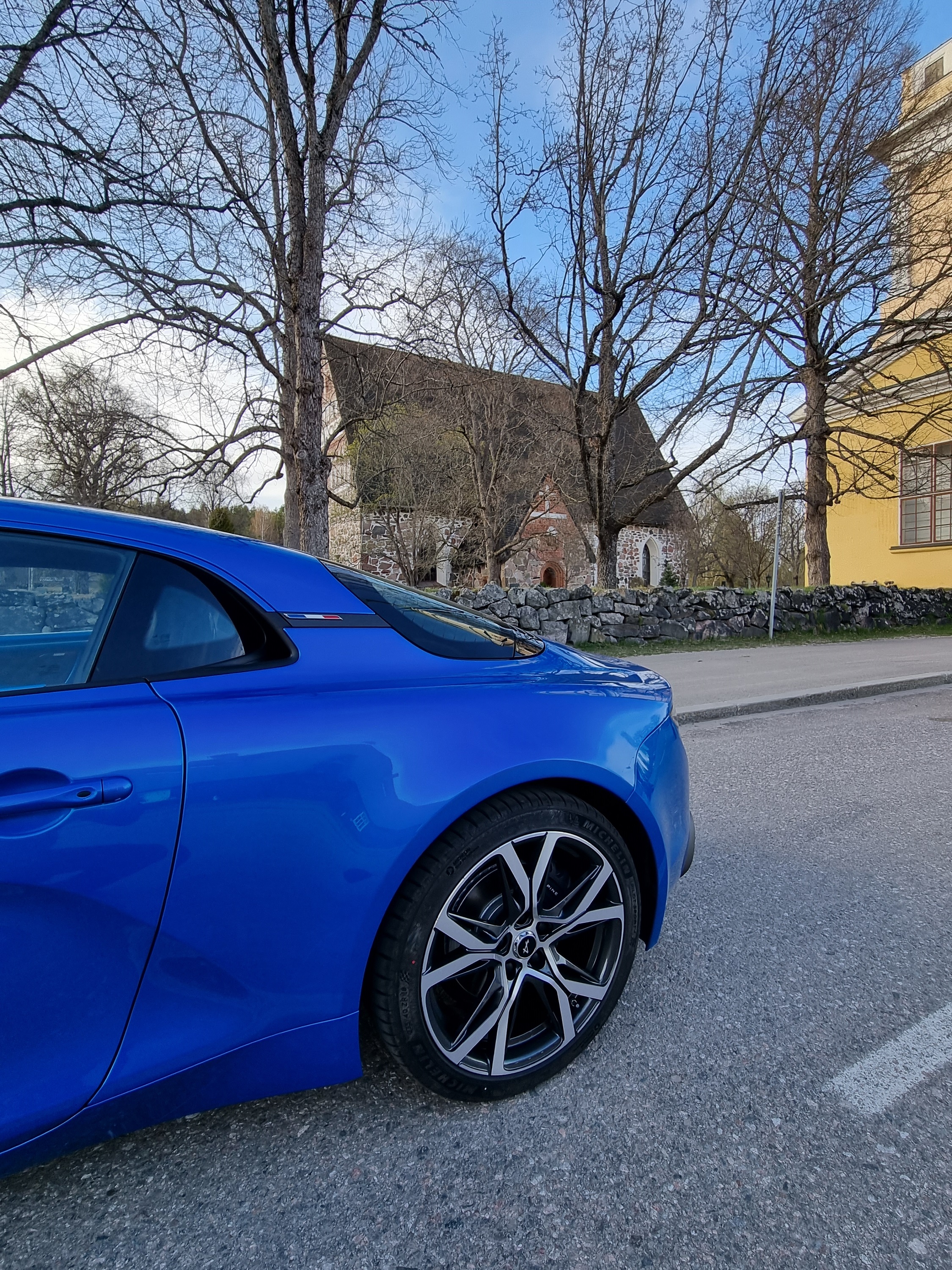 Alpine A110 Serac wheels