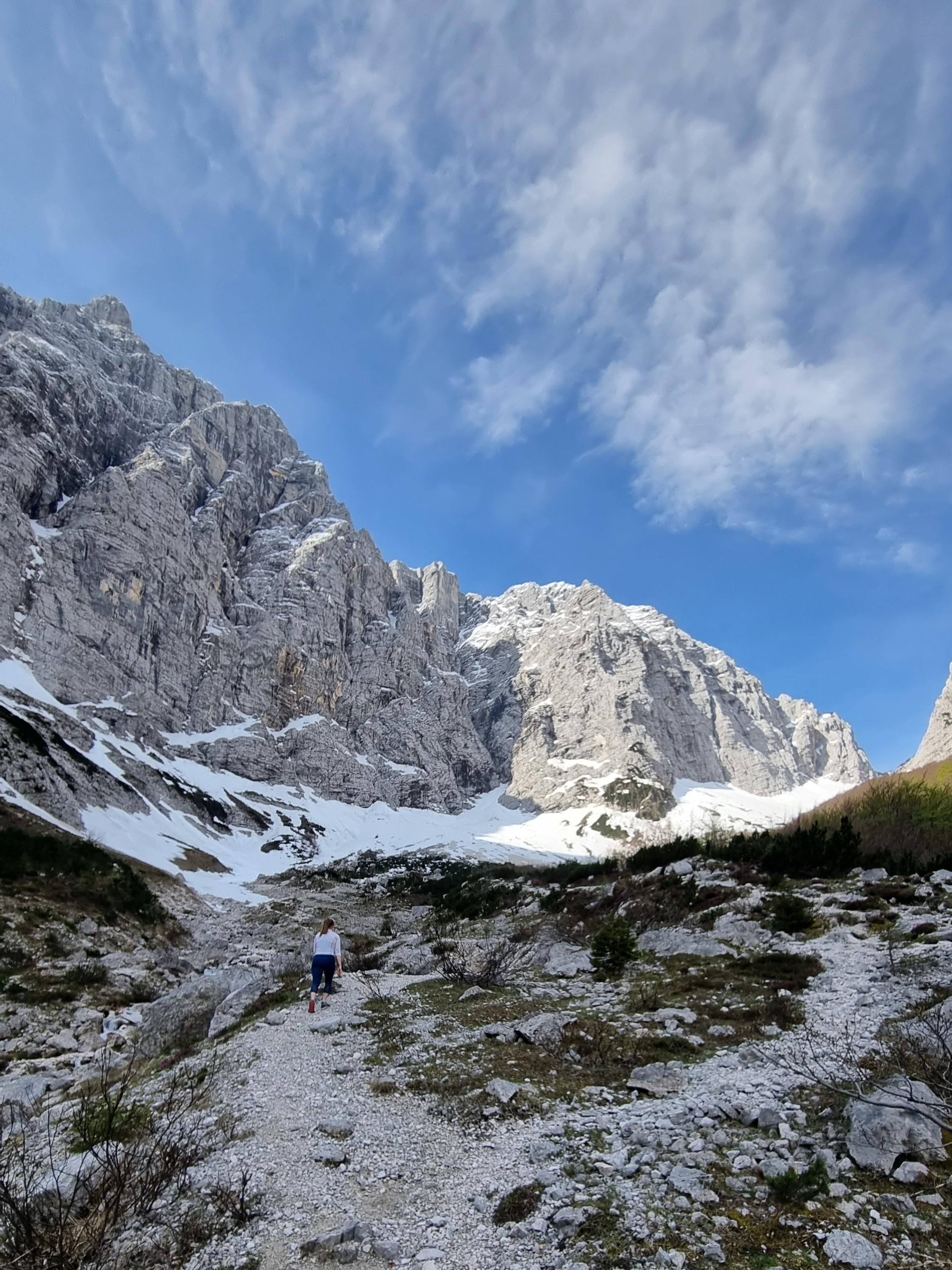 Lukjna Pass hike