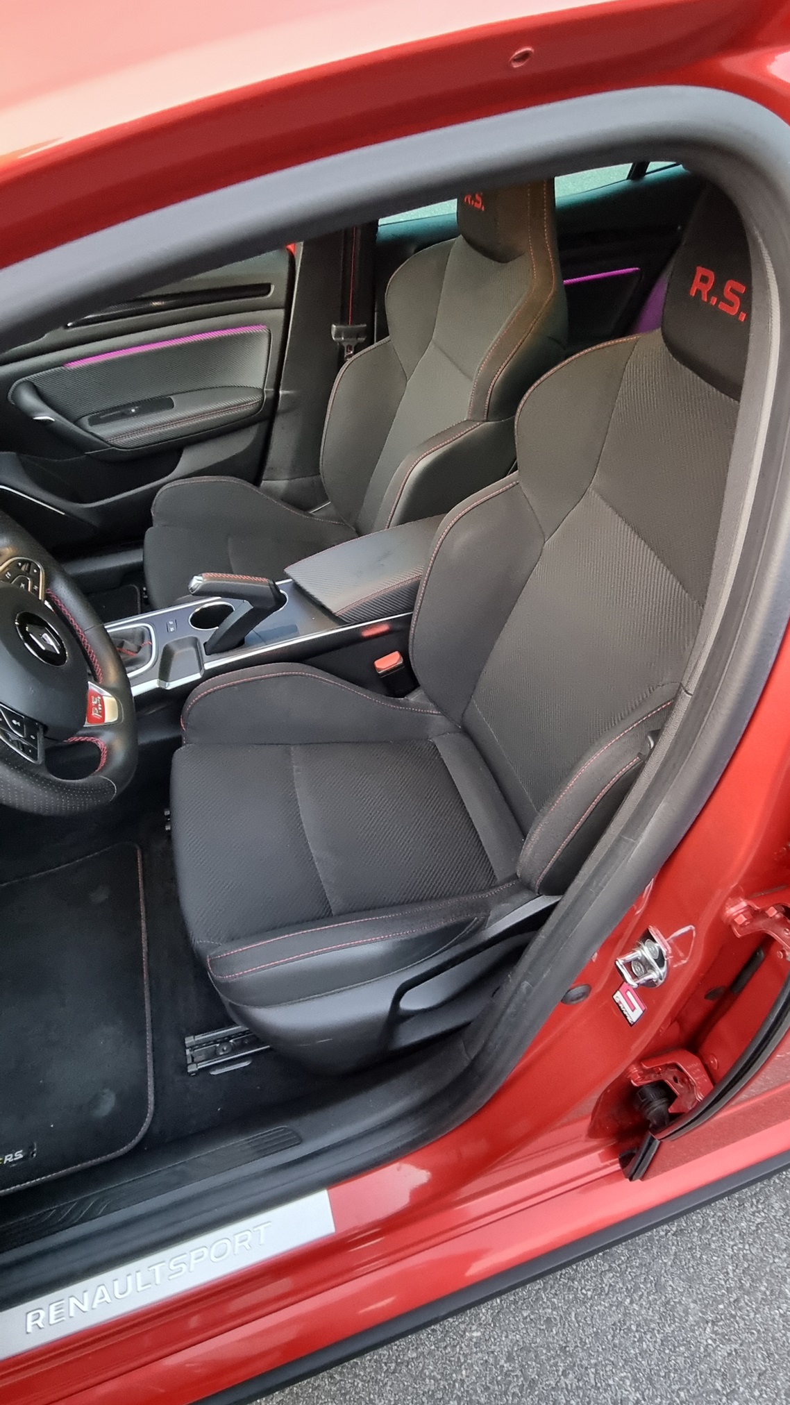 2021 Renault Megane RS 280 seats