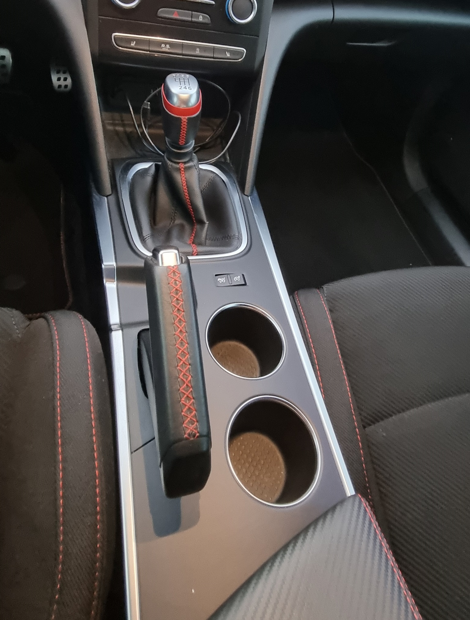 2021 Renault Megane RS 280 gearshift